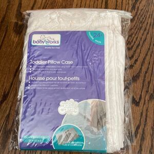 🍭4/$20 New Toddler Pillowcase - hypoallergenic and made with bamboo fibers